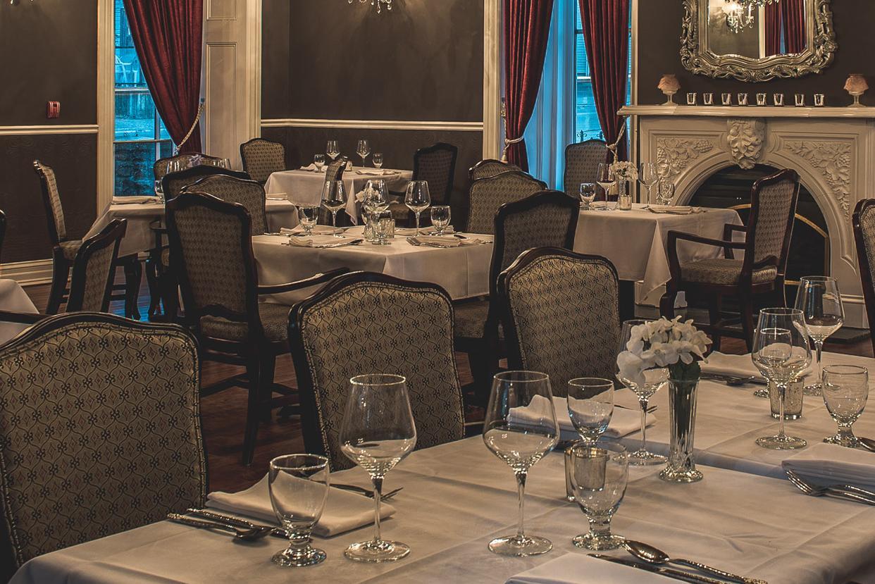 The Grand Hotel Carleton Place Екстериор снимка